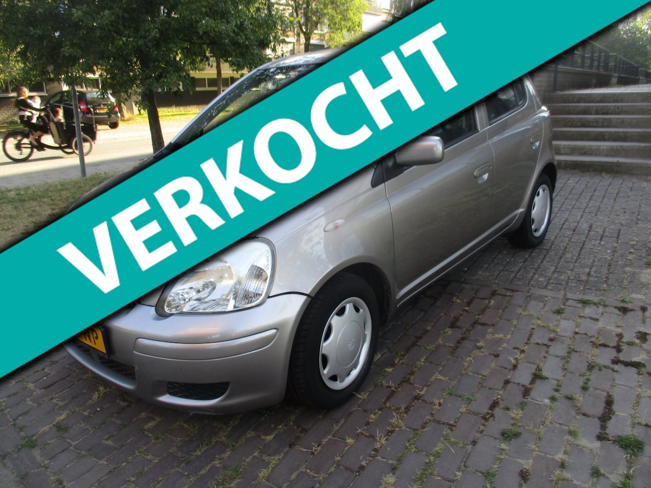 Toyota Yaris - 1.0 VVT-i Sol MMT//AUTOMAAT //AIRCO// - AutoWereld.nl