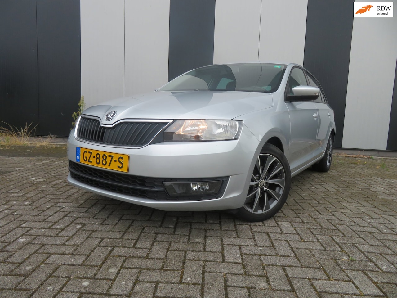 Skoda Rapid Spaceback - 1.2 TSI Greentech Edition 1.2 TSI Greentech Edition - AutoWereld.nl