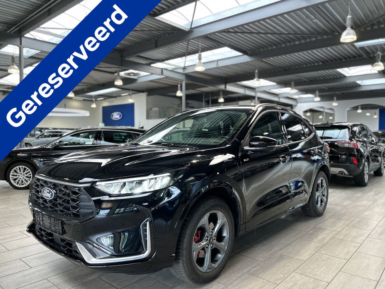 Ford Kuga - 2.5 PHEV 243 pk ST-Line X | Trekhaak | Pano I Adapt Cruise I Winter Pack | B&O | 360° Came - AutoWereld.nl