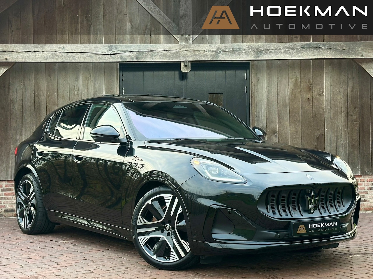 Maserati Grecale - AWD Folgore 105kWh 557 PK | Panoramadak, 360° cam., Head-Up, Stoelverwarming/koeling, ACC, - AutoWereld.nl