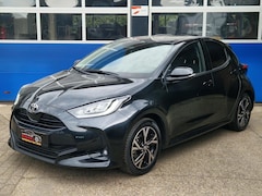 Toyota Yaris - 1.5 116PK Benzine-Hybride / Carplay / Adaptieve cruise control / Stoelverwarming / Camera