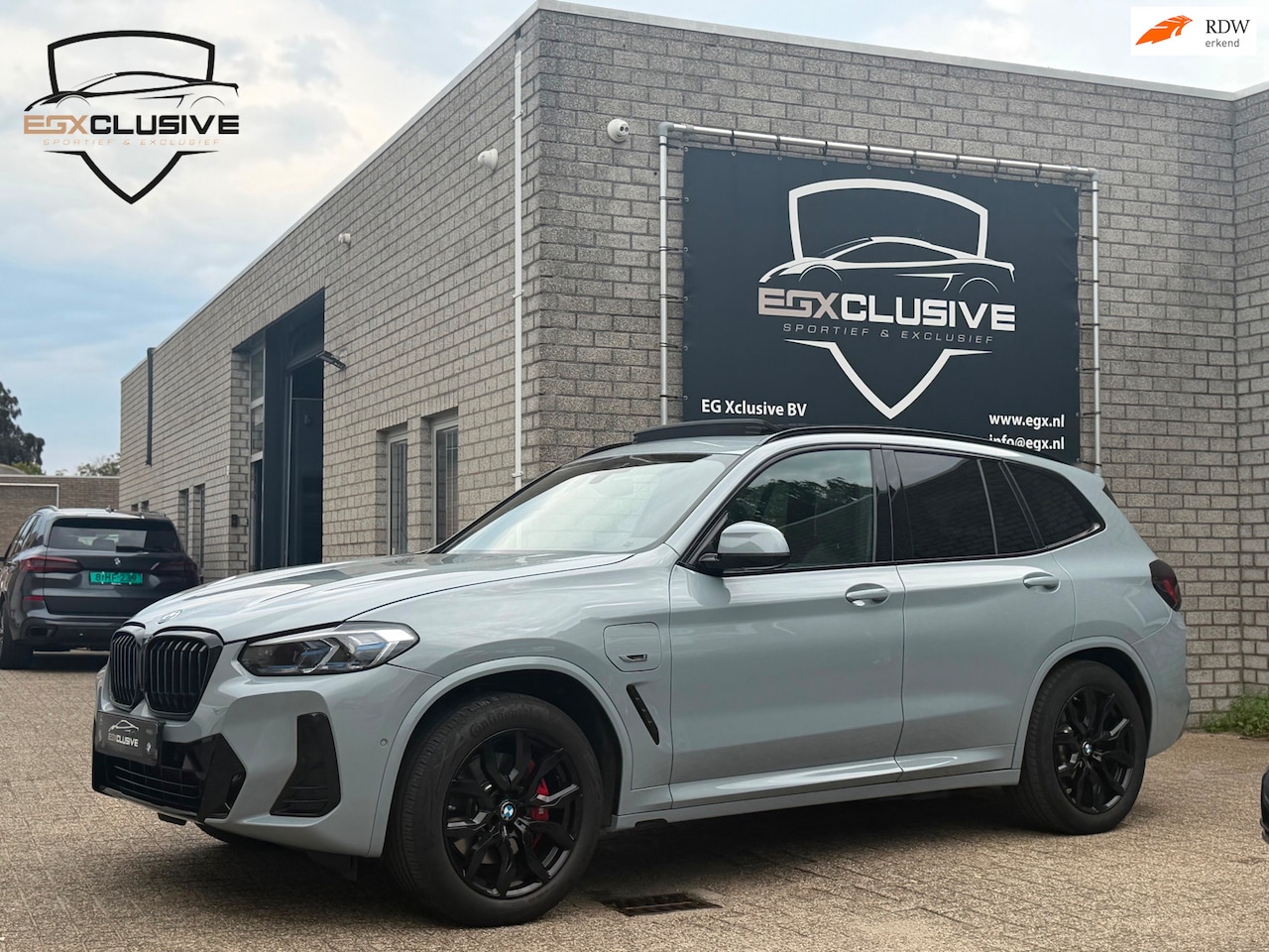 BMW X3 - XDrive30e High Executive PANO|CAMERA|HUD|BMW LASER| - AutoWereld.nl