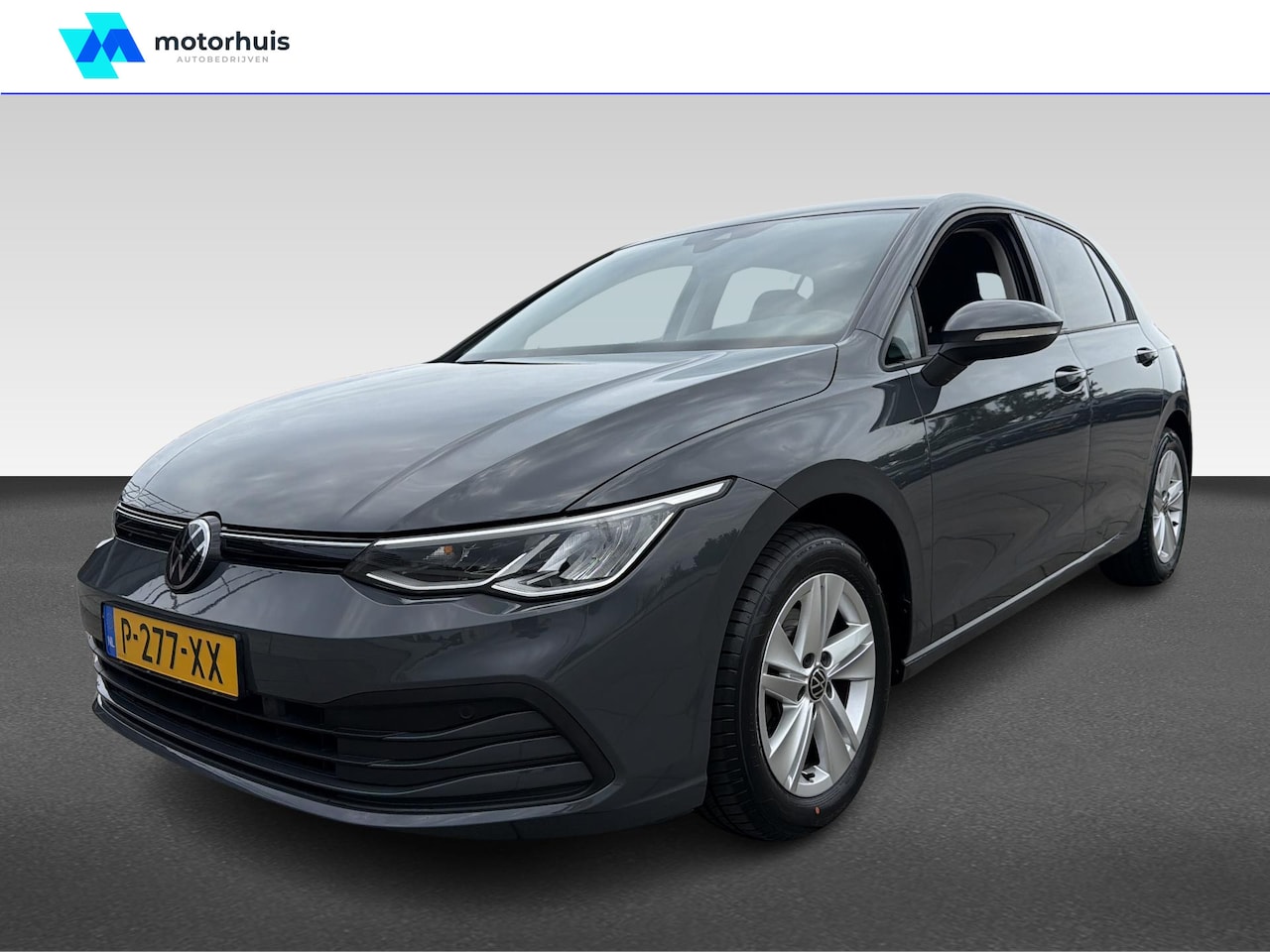 Volkswagen Golf - 1.0 TSI Life | Airco (automatisch) | Bluetooth telefoonvoorbereiding | DAB ontvanger - AutoWereld.nl