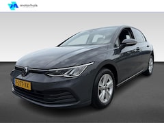 Volkswagen Golf - 1.0 TSI Life | Airco (automatisch) | Bluetooth telefoonvoorbereiding | DAB ontvanger