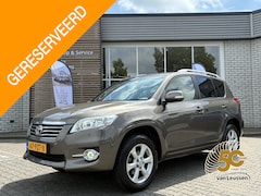 Toyota RAV4 - 2.0 VVT-i EXECUTIVE AUTOMAAT TREKHAAK NL-AUTO KEYLESS NAVI STOELVERW 1500KG-TREKGEW CAMERA