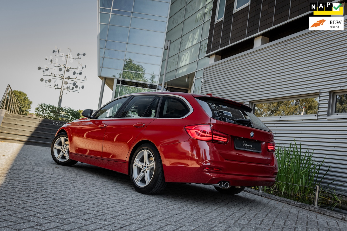 BMW 3-serie Touring - 320d High Exe AUT-8 (163pk) LCI LED 2e Eig Orig NL - AutoWereld.nl