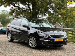 Peugeot 308 SW - 1.2 PureTech Style | Cruise + Clima + Navi nu € 5.975,