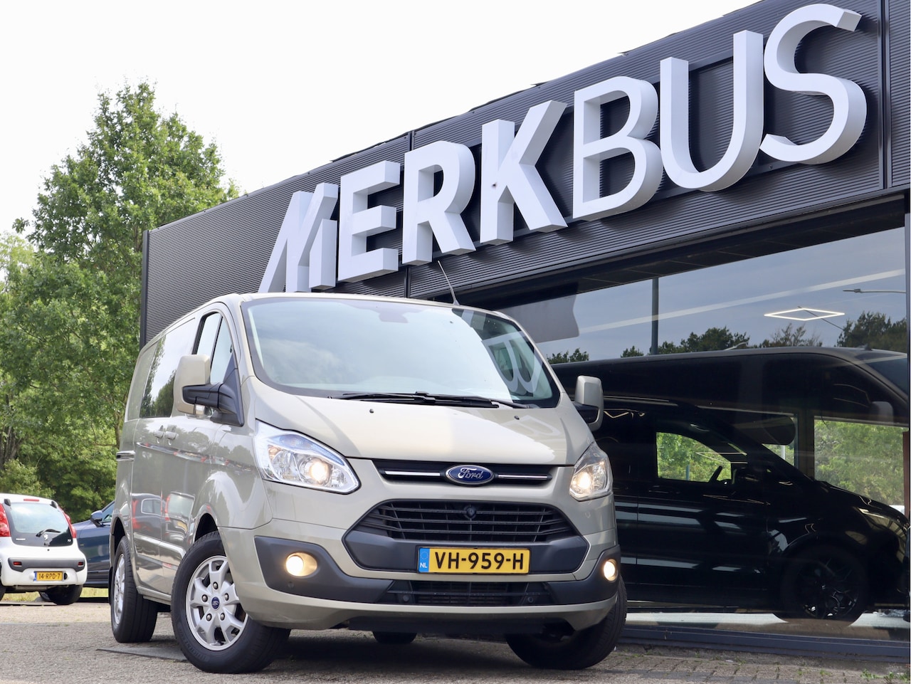 Ford Transit Custom - 2.2 TDCI DUBBELE CABINE MARGE BTW VRIJ - AutoWereld.nl