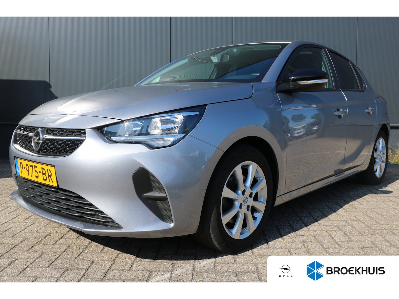 Opel Corsa - 1.2 Edition | Camera | Airco | Navi | Lichtmetalen velgen 16" | Afneembare trekhaak | - AutoWereld.nl
