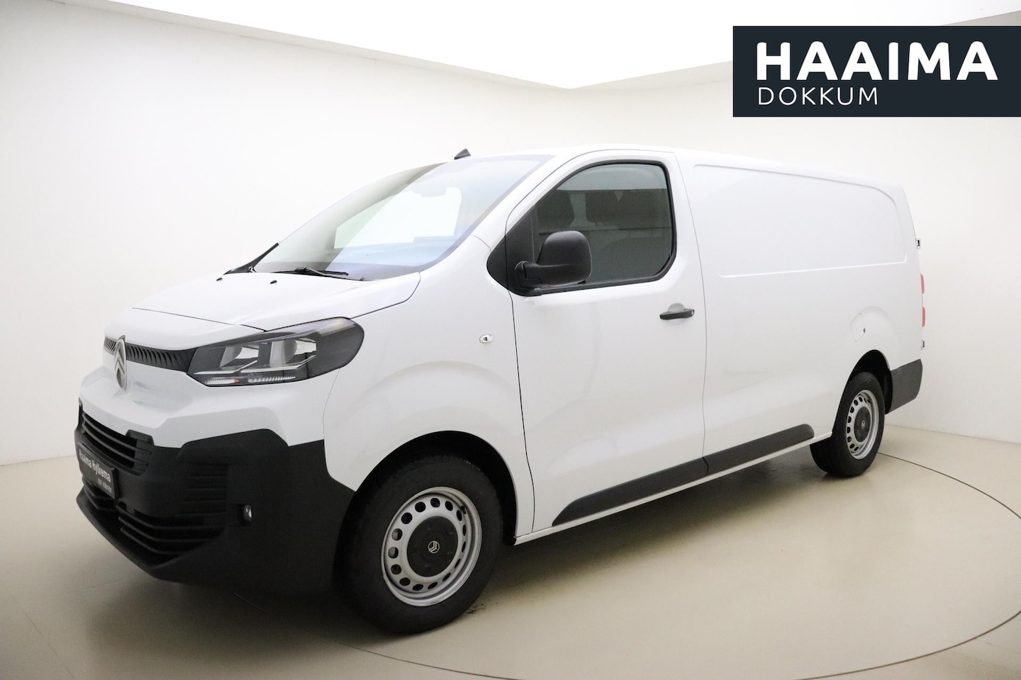 Citroën Jumpy - 2.0 BlueHDI 145 S&S L3 Houten laadruimte afwerking | Trekhaak | Navigatie | Apple Carplay - AutoWereld.nl