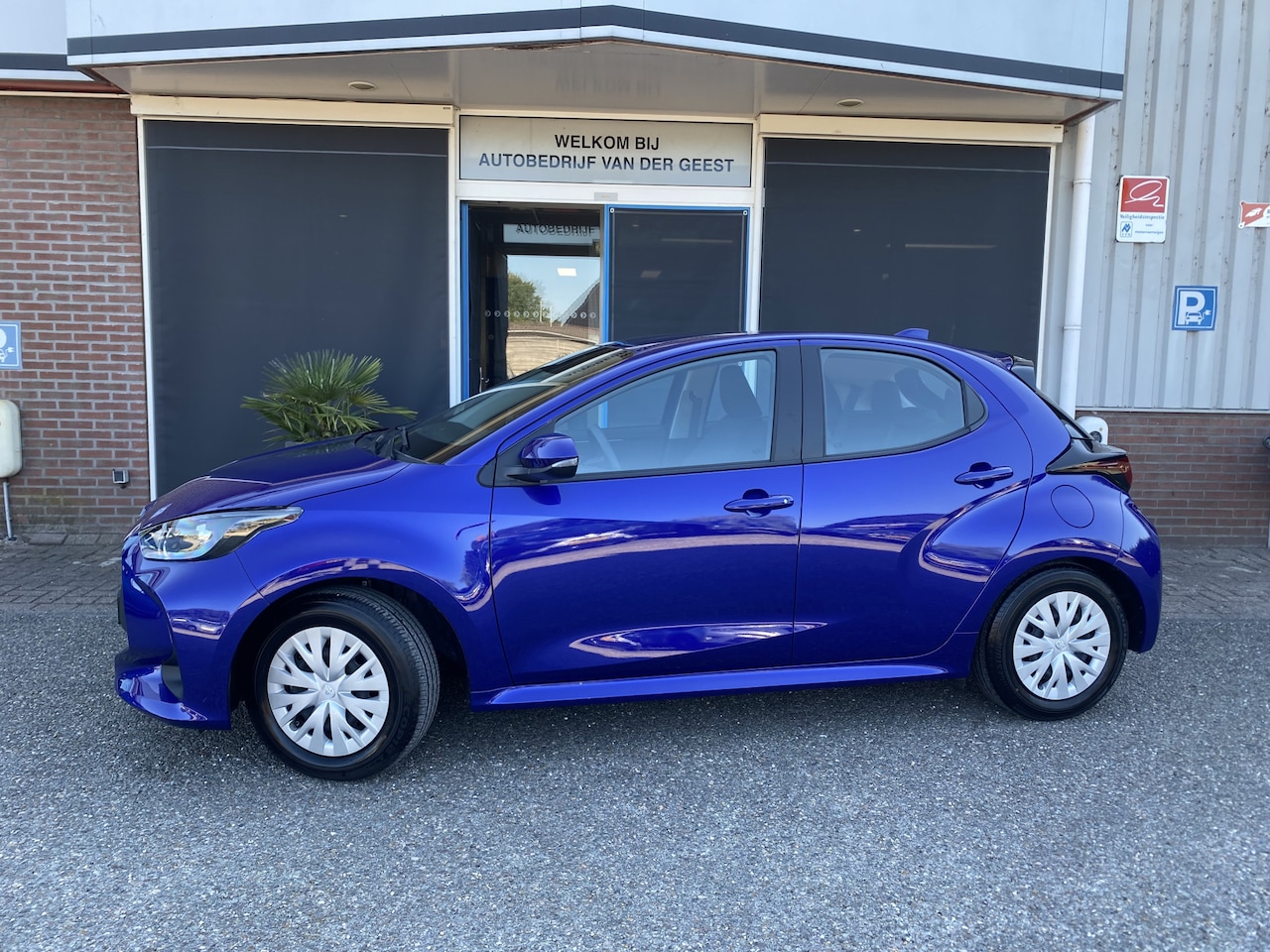 Toyota Yaris - 1.5 Hybrid 115 Comfort - AutoWereld.nl