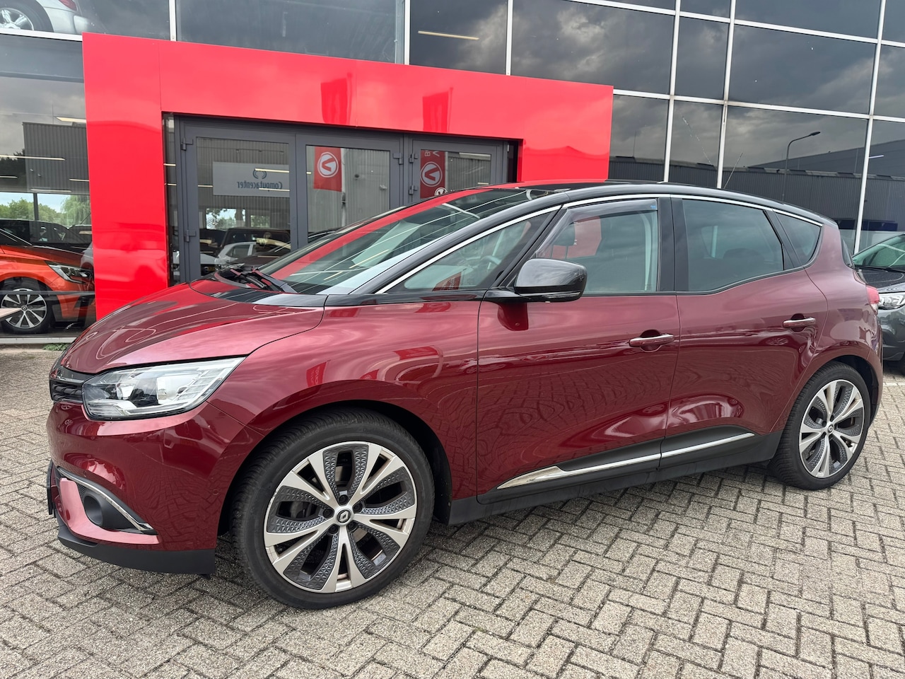 Renault Scénic - 1.2 TCe Intens | Trekhaak |Camera | NL-auto - AutoWereld.nl