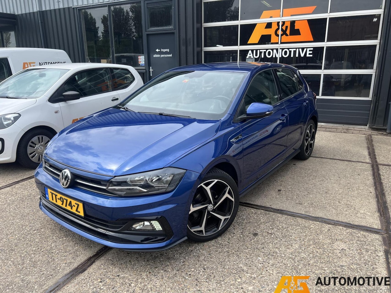 Volkswagen Polo - 1.0 TSI 5DRS Blauw 2018 R-line | Automaat | - AutoWereld.nl