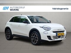 Fiat 600 - 1.2 Hybrid 110pk DCT6 La Prima | Navi | App Connect | Adaptive Cruise | Climate | Keyless
