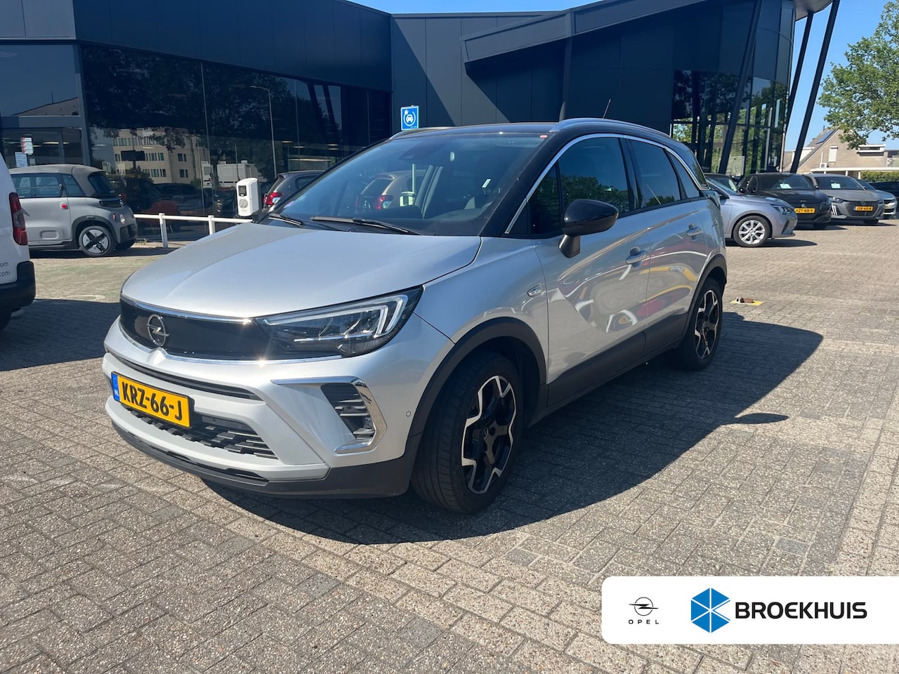 Opel Crossland - 1.2 Turbo Elegance | Camera | Navi | PDC V+A | Alcantara bekleding | - AutoWereld.nl