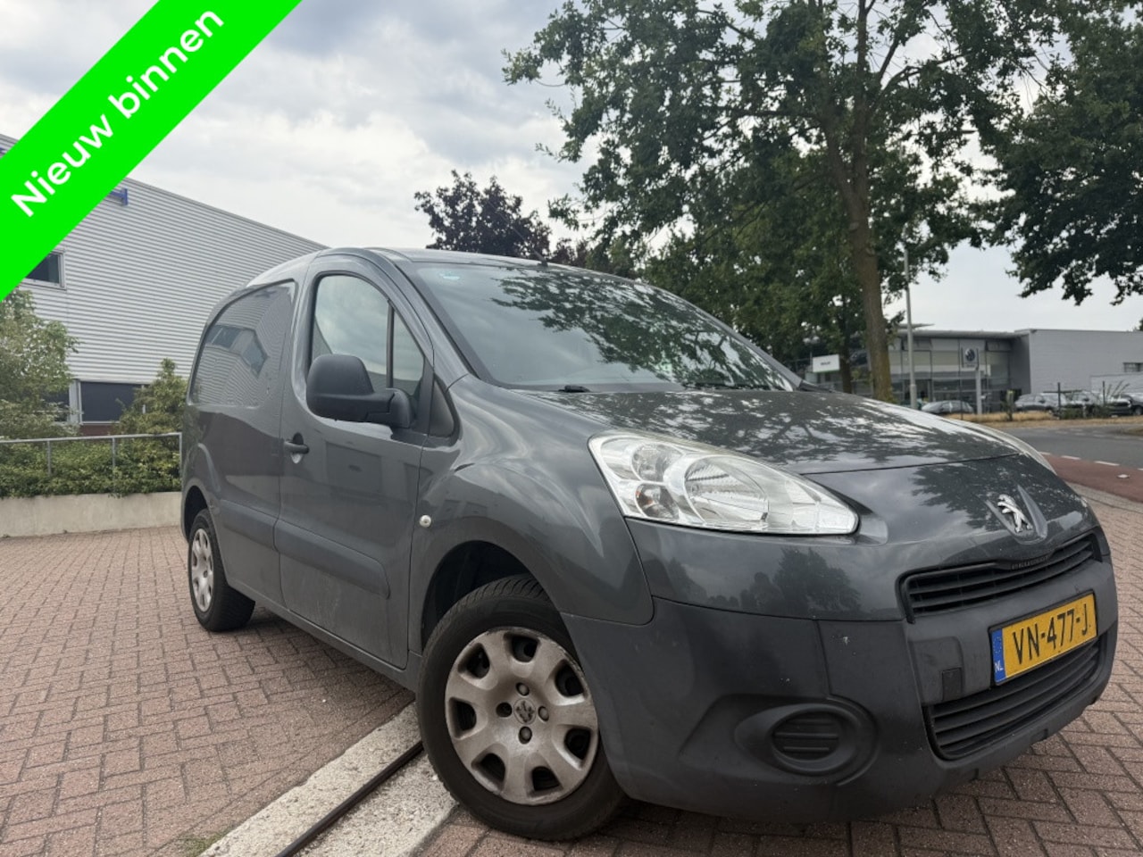 Peugeot Partner - 120 1.6 HDI L1XR Pr+ Clima - AutoWereld.nl