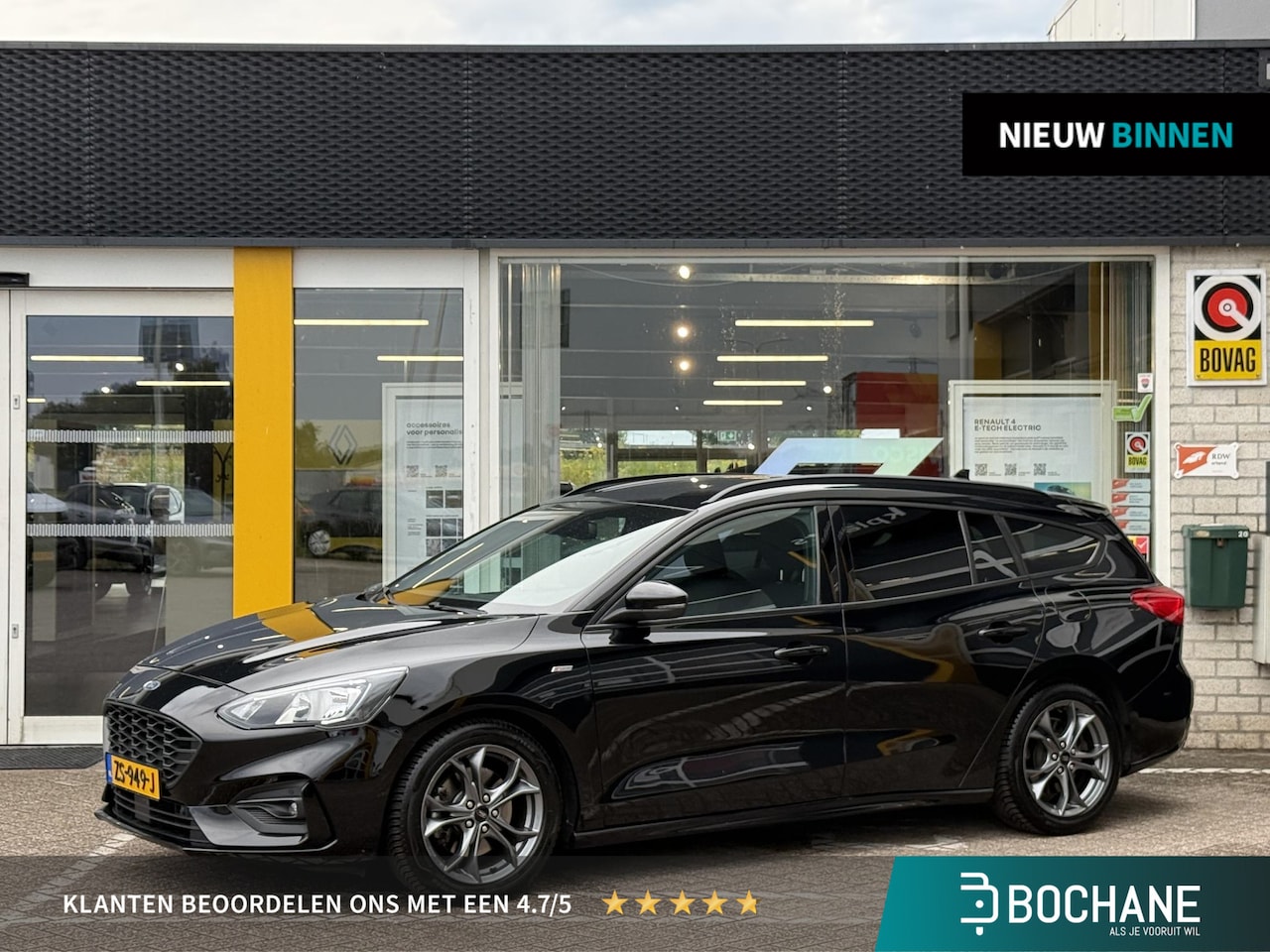 Ford Focus Wagon - 1.0 EcoBoost ST-line | Navigatie | Stoel verwarming & stuur verwarming | Achteruitrijcamer - AutoWereld.nl