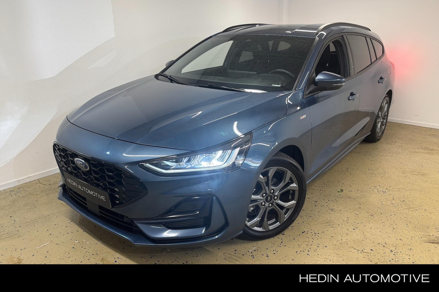 Ford Focus Wagon - 1.0 EcoBoost Hybrid ST Line 155pk Automaat - AutoWereld.nl