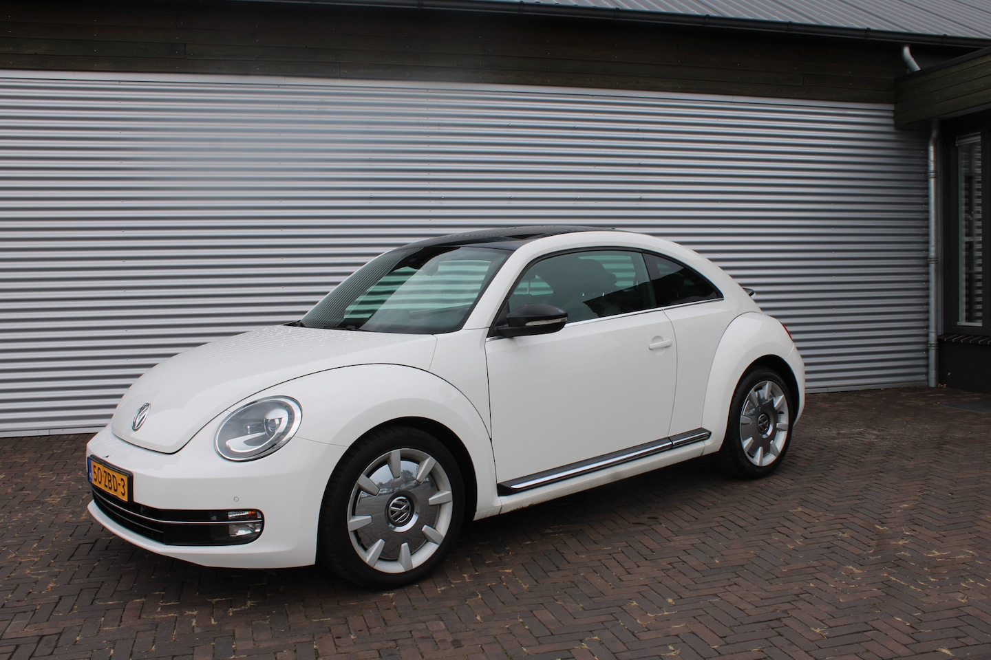 Volkswagen Beetle - 1.4 TSI Sport PANORAMADAK - AutoWereld.nl