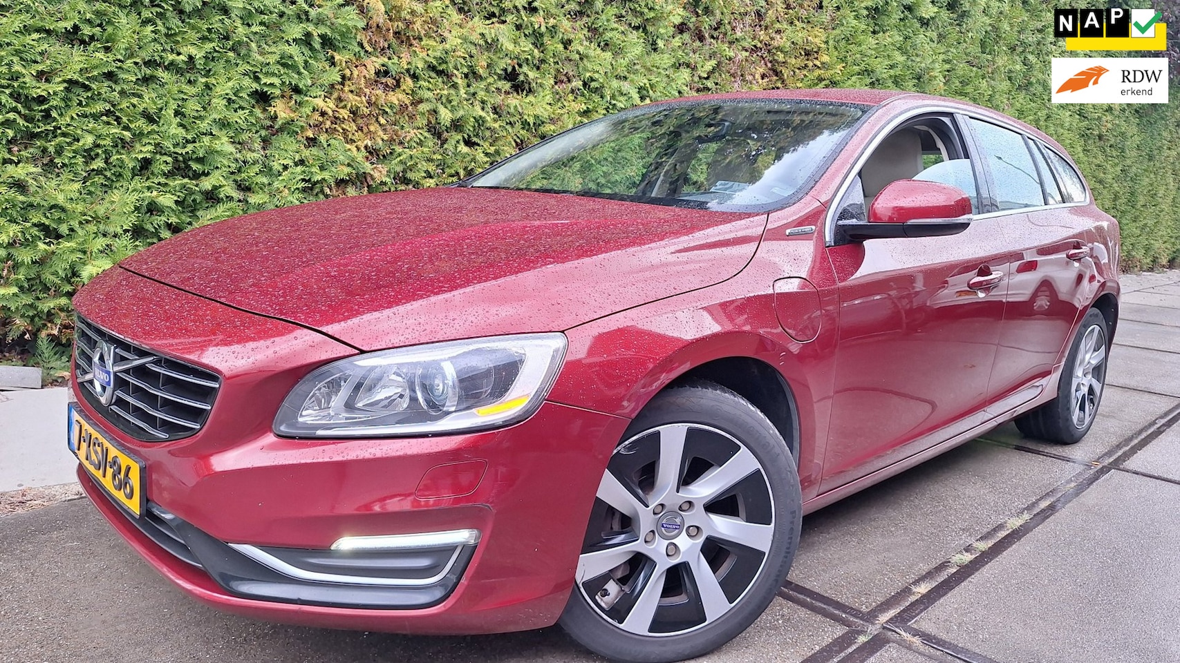 Volvo V60 - 2.4 D6 AWD Plug-In Hybrid Summum 2.4 D6 AWD Plug-In Hybrid Summum - AutoWereld.nl
