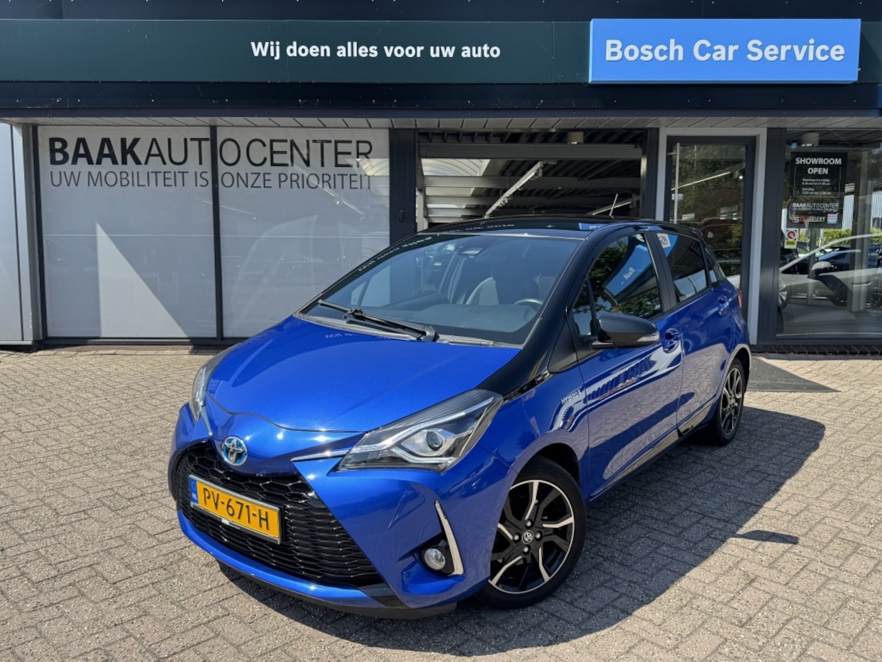 Toyota Yaris - 1.5 Hybrid Bi-Tone | Camera | Climate - AutoWereld.nl
