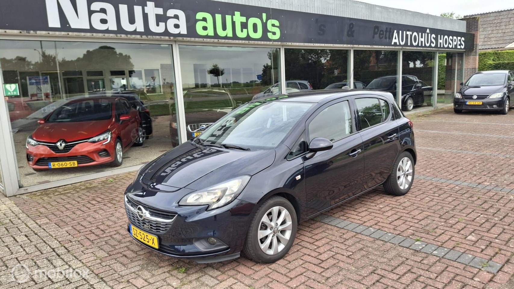 Opel Corsa - 1.4 Favourite 1.4 Favourite, Airco, Trekhaak etc. - AutoWereld.nl