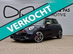 MINI John Cooper Works - 2.0 Chili | 1E EIGENAAR | PANORAMA | VIRTUALDASH | NAVIGATIE | LED
