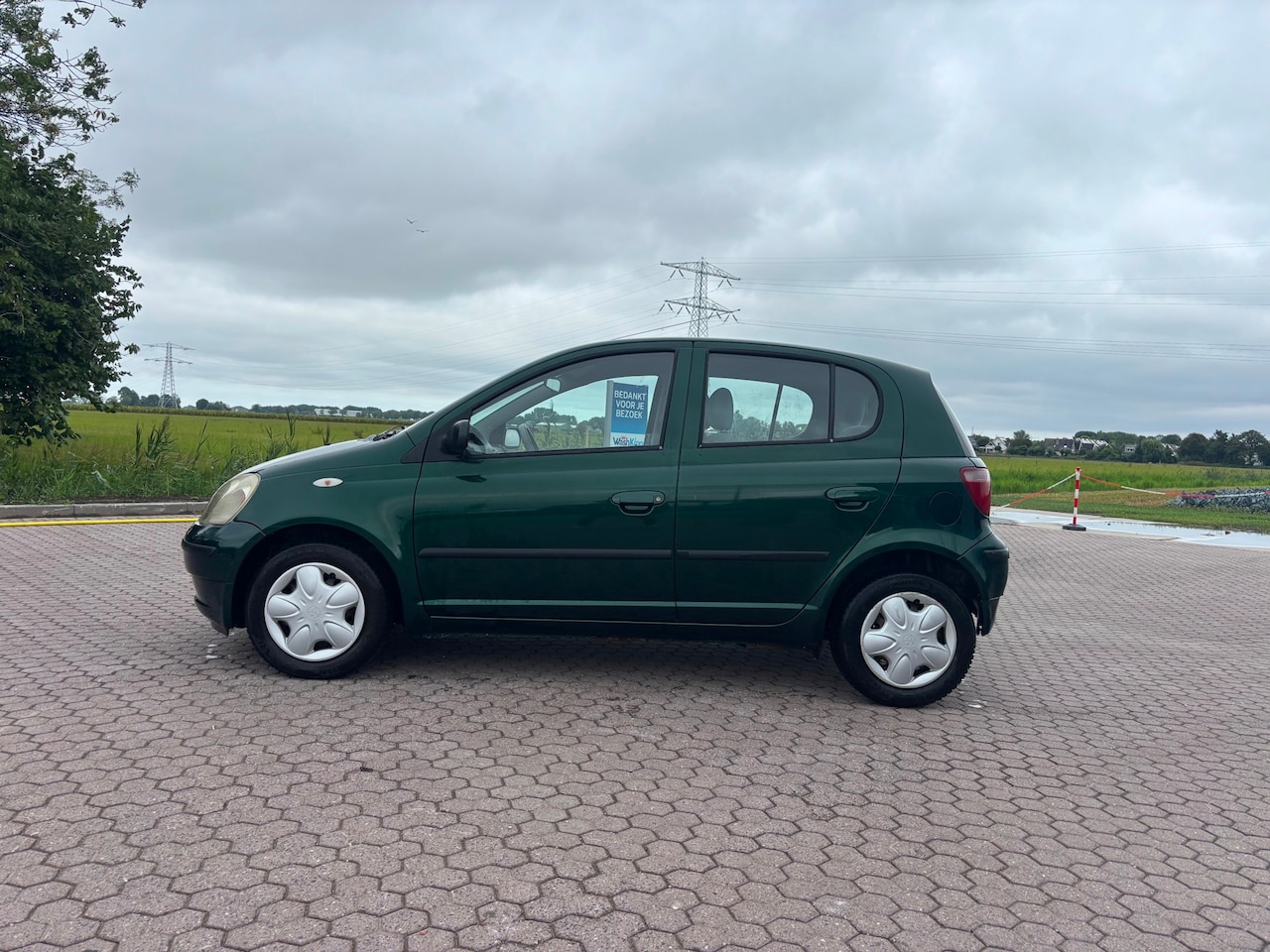 Toyota Yaris - 1.3-16V VVT-i Sol 1.3-16V VVT-i Sol AUTOMAAT - AutoWereld.nl