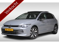 Volkswagen Golf - 1.5 TSI Goal Navigatie | Panoramadak | 4-Seizoenen banden | Parkeersensoren | Fabrieksgara
