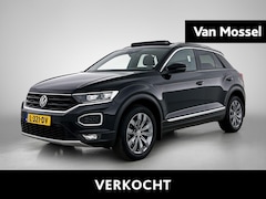 Volkswagen T-Roc - 1.5 TSI Sport | 150 PK | Automaat | Digital Cockpit PRO | Keyless | Trekhaak | Black Style
