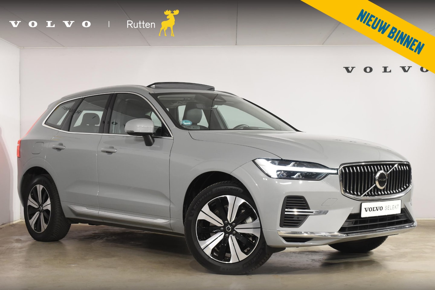 Volvo XC60 - T6 350PK Automaat Plug-in Hybrid Essential Bright - AutoWereld.nl