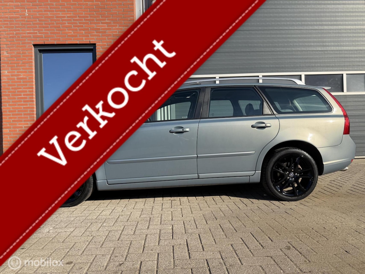 Volvo V50 - 2.5 T5 AWD 230pk handbak Summum - full options - AutoWereld.nl