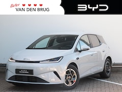 BYD DOLPHIN G - 1.5L DM-i Boost | 105km Elektrisch actieradius | Skiing White | Camera | Stoel en Stuurver