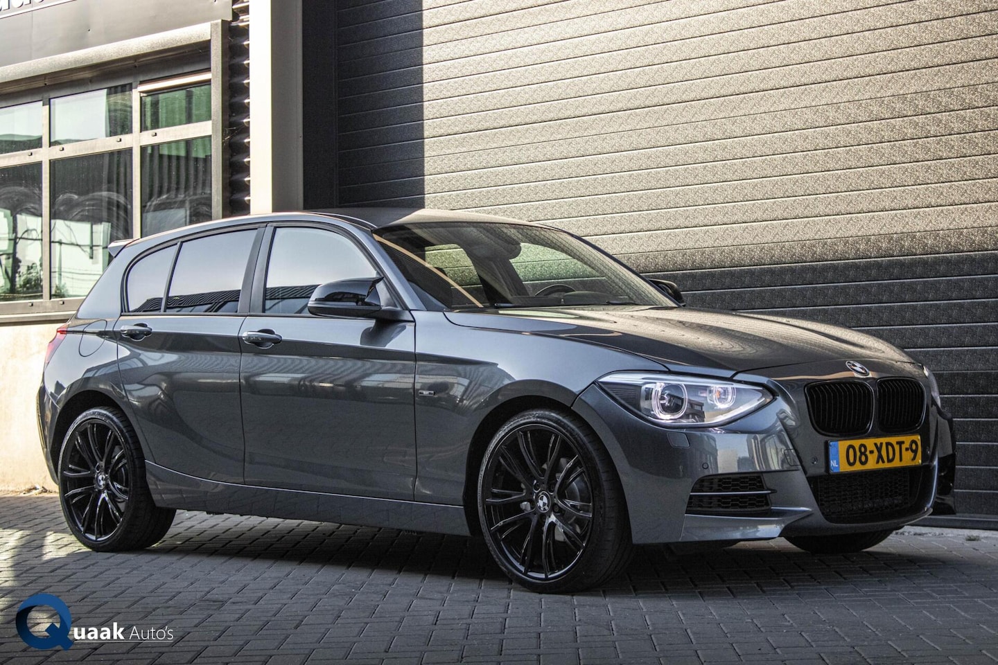 BMW 1-serie - 116i M-Sport | 19" | CRUISE | XENON | AIRCO - AutoWereld.nl
