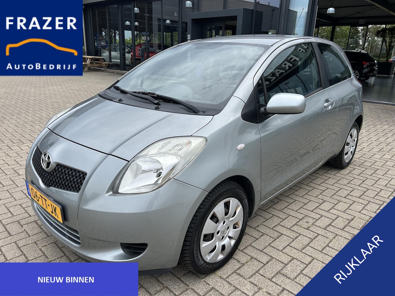 Toyota Yaris - 1.3 VVTi SOL AUTOMAAT - AutoWereld.nl