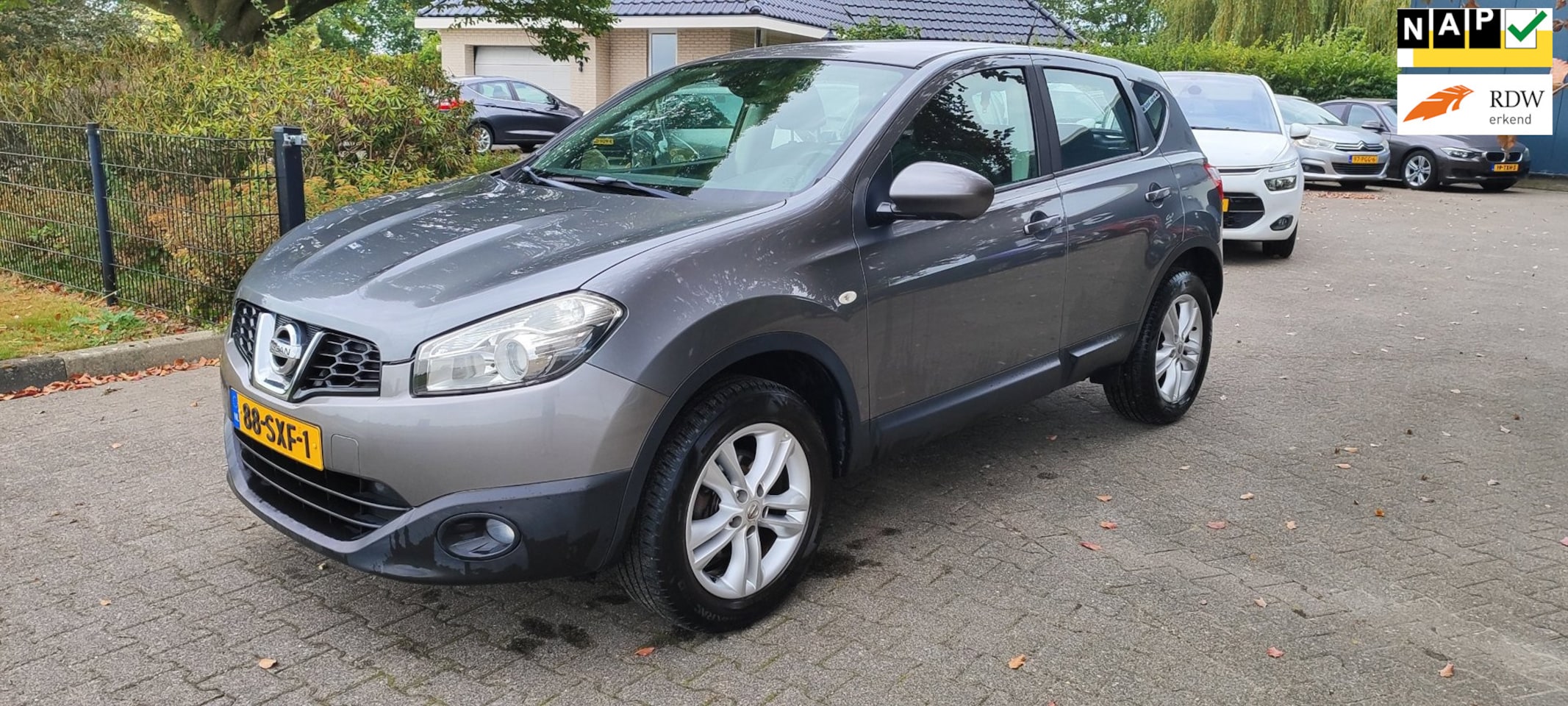 Nissan Qashqai - 1.6 Acenta bj 2012 airco/navigatie - AutoWereld.nl