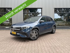Mercedes-Benz EQA - 250 Business Solution AMG 67 kWh Panoramadak, Memory stoelen, Keyless-Entry, Head-Up