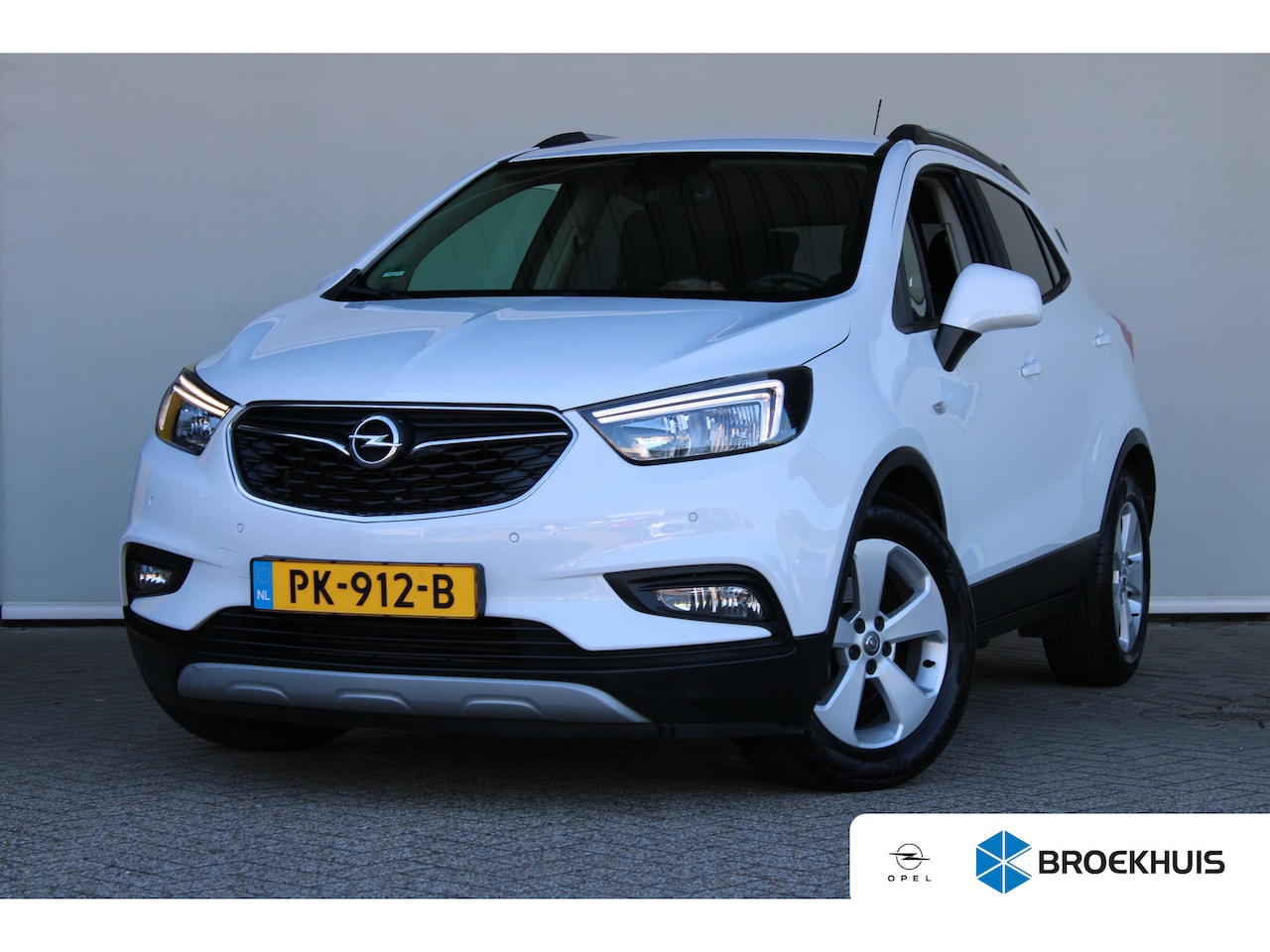Opel Mokka X - 1.4 Turbo Online Edition | Trekhaak | Parkeersensoren voor en achter | Navigatie | Cruise - AutoWereld.nl