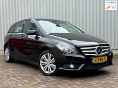 Mercedes-Benz B-klasse - 180 Ambition Automaat Navigatie Stoelverwarming
