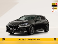BMW 1-serie - 120 M Sport Pro|Pano|H&K|HUD|360°|ACC|Iconic|NEW