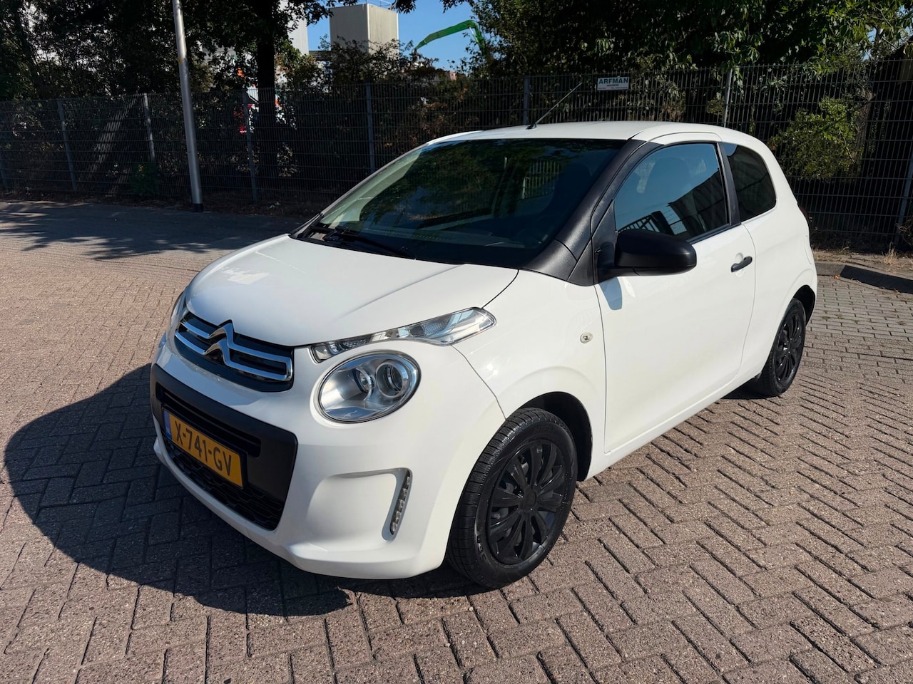 Citroën C1 - 1.0 e-VTi Business 1.0 e-VTi Business - AutoWereld.nl