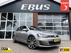 Volkswagen Golf - 2.0 TSI GTI Performance