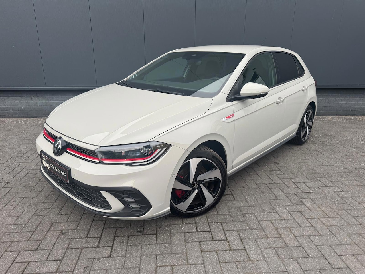 Volkswagen Polo - 2.0 TSI GTI DSG 207PK /Ascot Grey - AutoWereld.nl