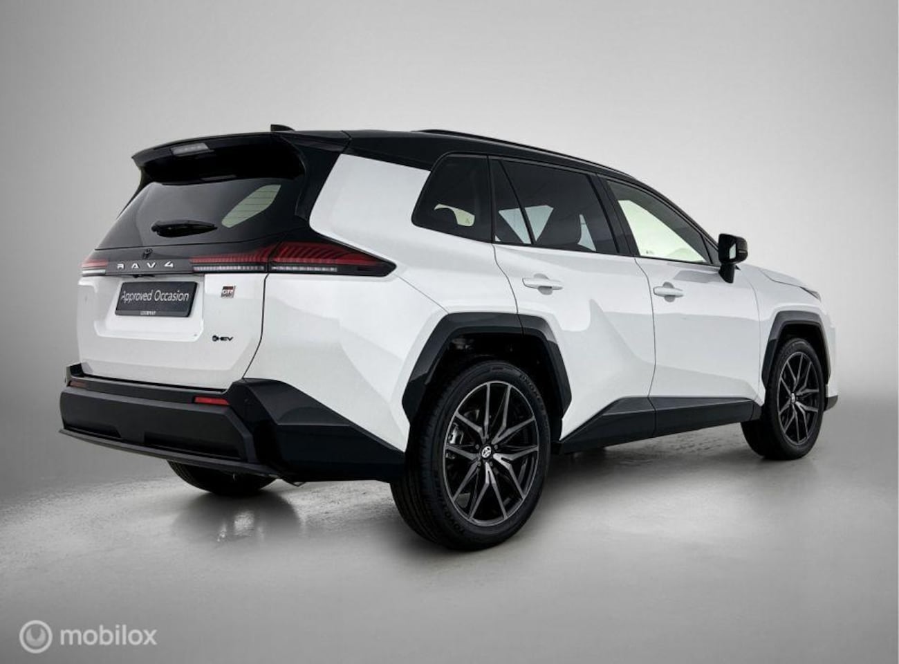 Toyota RAV4 - 2.5 Plug-in Hybrid AWD 300 GR Sport 2.5 Plug-in Hybrid AWD 300 GR Sport - AutoWereld.nl