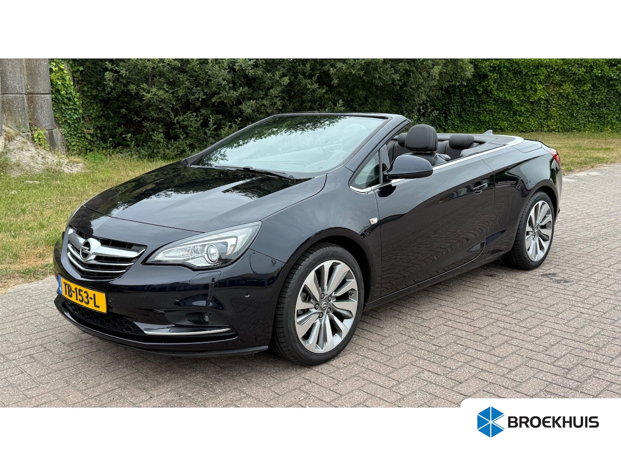 Opel Cascada - 1.4 Turbo Cabrio Innovation l Afn. Trekhaak l 19" l Navigatie l Camera l PDC l Leder l Sto - AutoWereld.nl