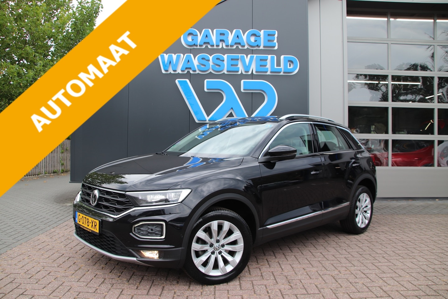 Volkswagen T-Roc - 1.5 TSI 150pk Sport NL 1.Eigen Carplay/Adaptive cruise/Parks.sens - AutoWereld.nl