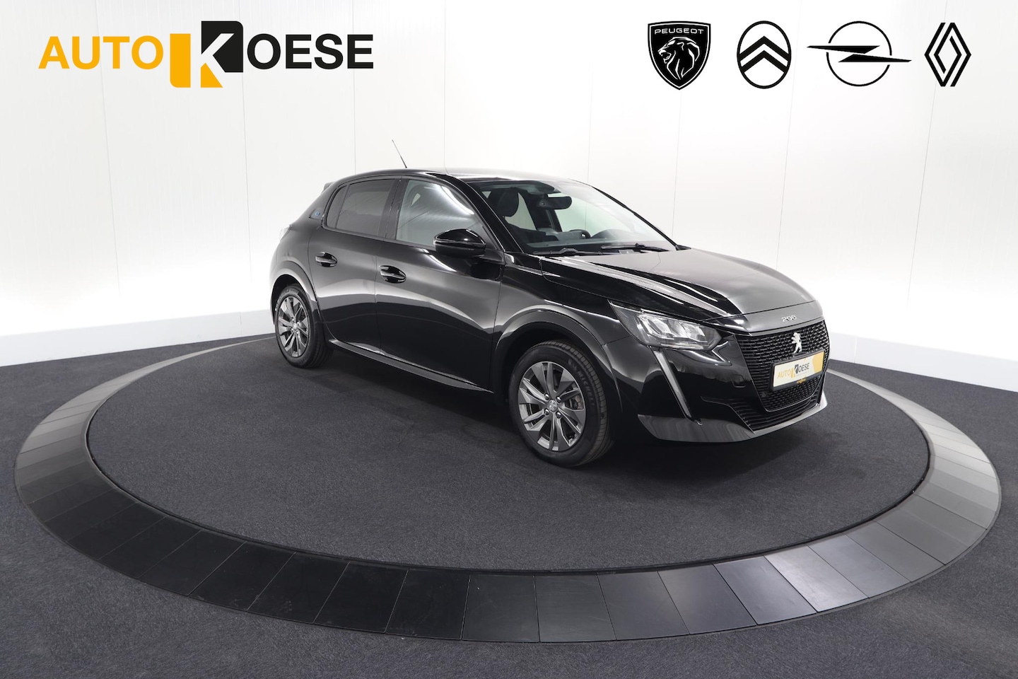 Peugeot e-208 - EV Allure 50 kWh | 98,9% SOH | Camera | Navigatie | Parkeersensoren | Stoelverwarming - AutoWereld.nl