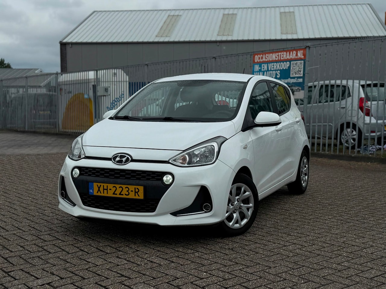 Hyundai i10 - 1.0i Comfort#Nap#Airco#Cruis#5rds - AutoWereld.nl