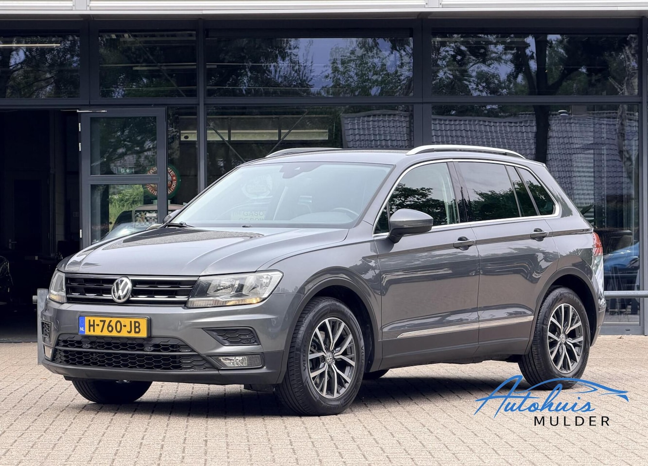 Volkswagen Tiguan - 1.5 TSI ACT Comfortline Business | Automaat | Clima | Tekhaak | Camera | Carplay | Led - AutoWereld.nl