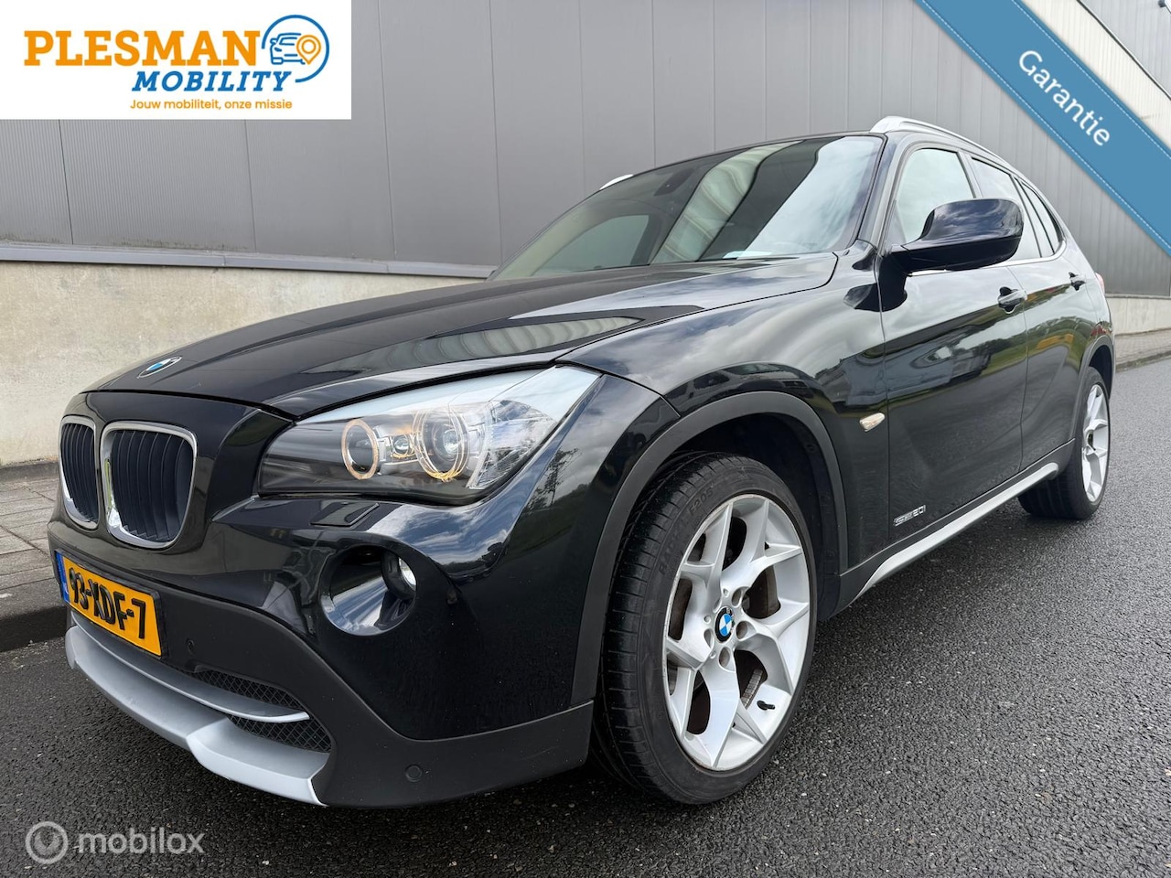 BMW X1 - sDrive20i sDrive20i, 184 PK, Schuif-kantel dak, Leder, Garantie - AutoWereld.nl